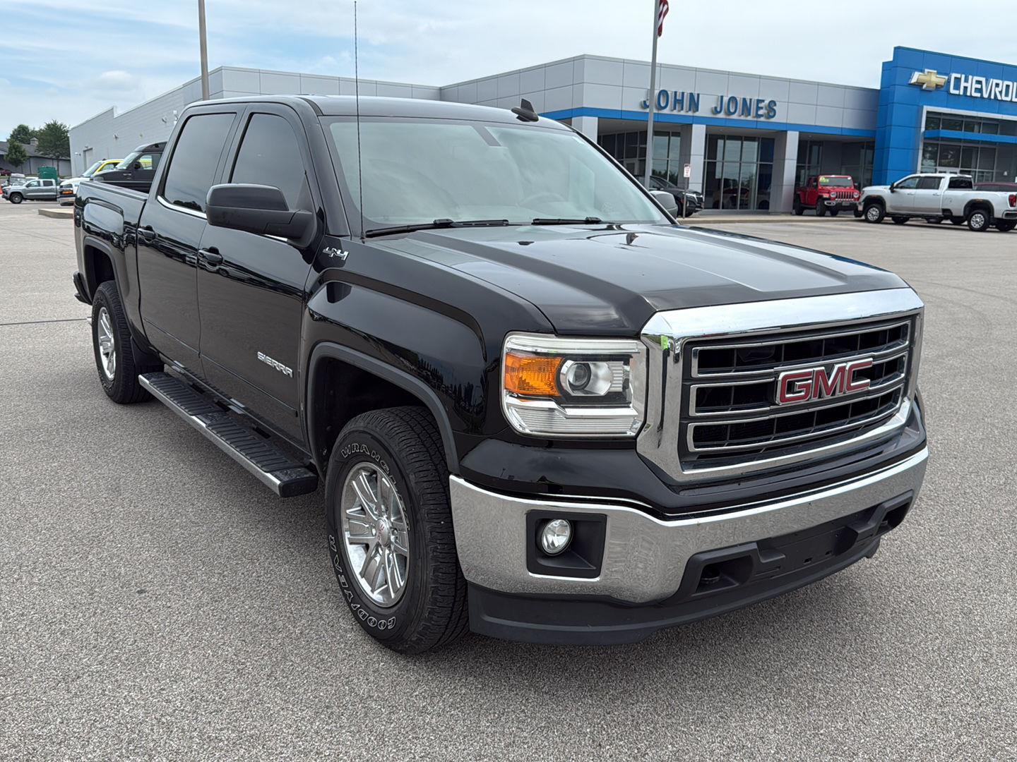 2015 Gmc Sierra 1500 SLE photo 3