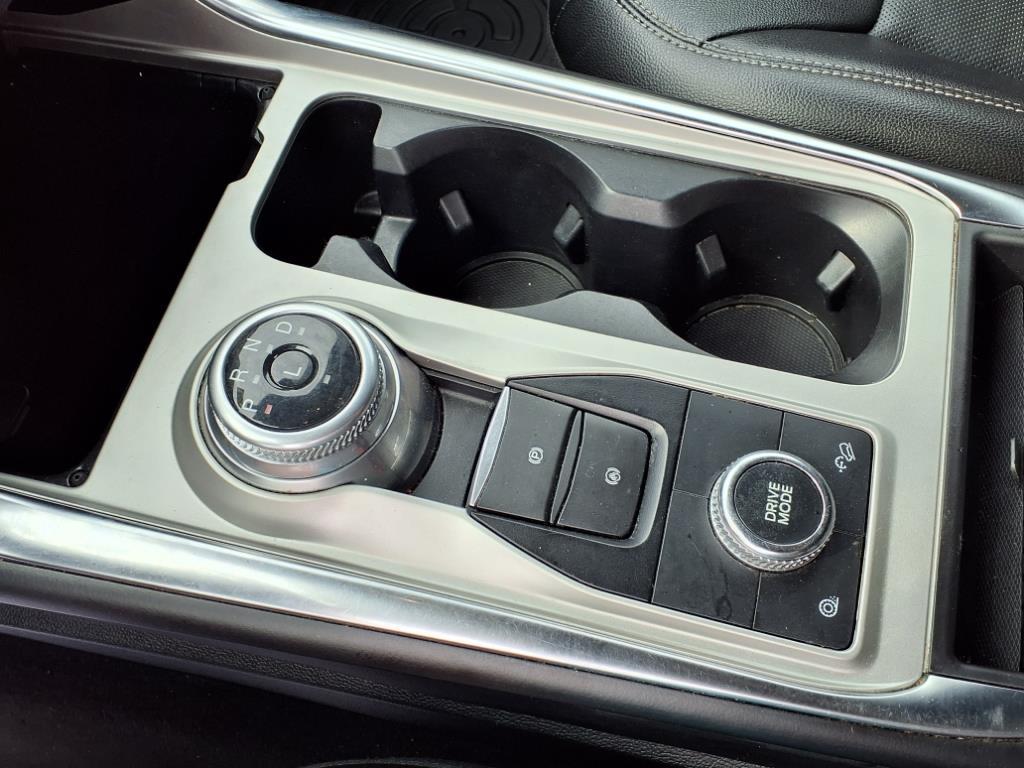 2022 Ford Explorer Limited photo 13