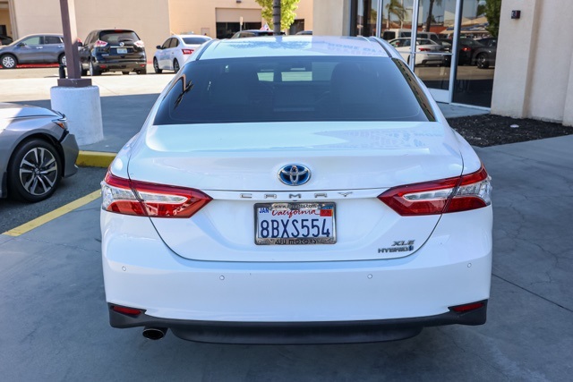 2018 Toyota Camry Hybrid XLE photo 3
