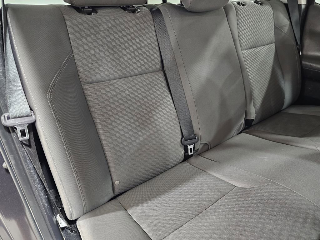2023 Toyota Tacoma SR 4x4 photo 13