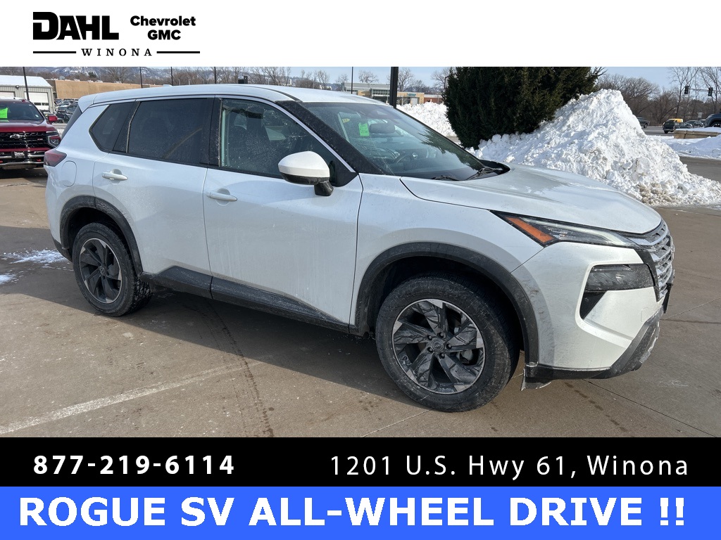 2024 Nissan Rogue SV's photo