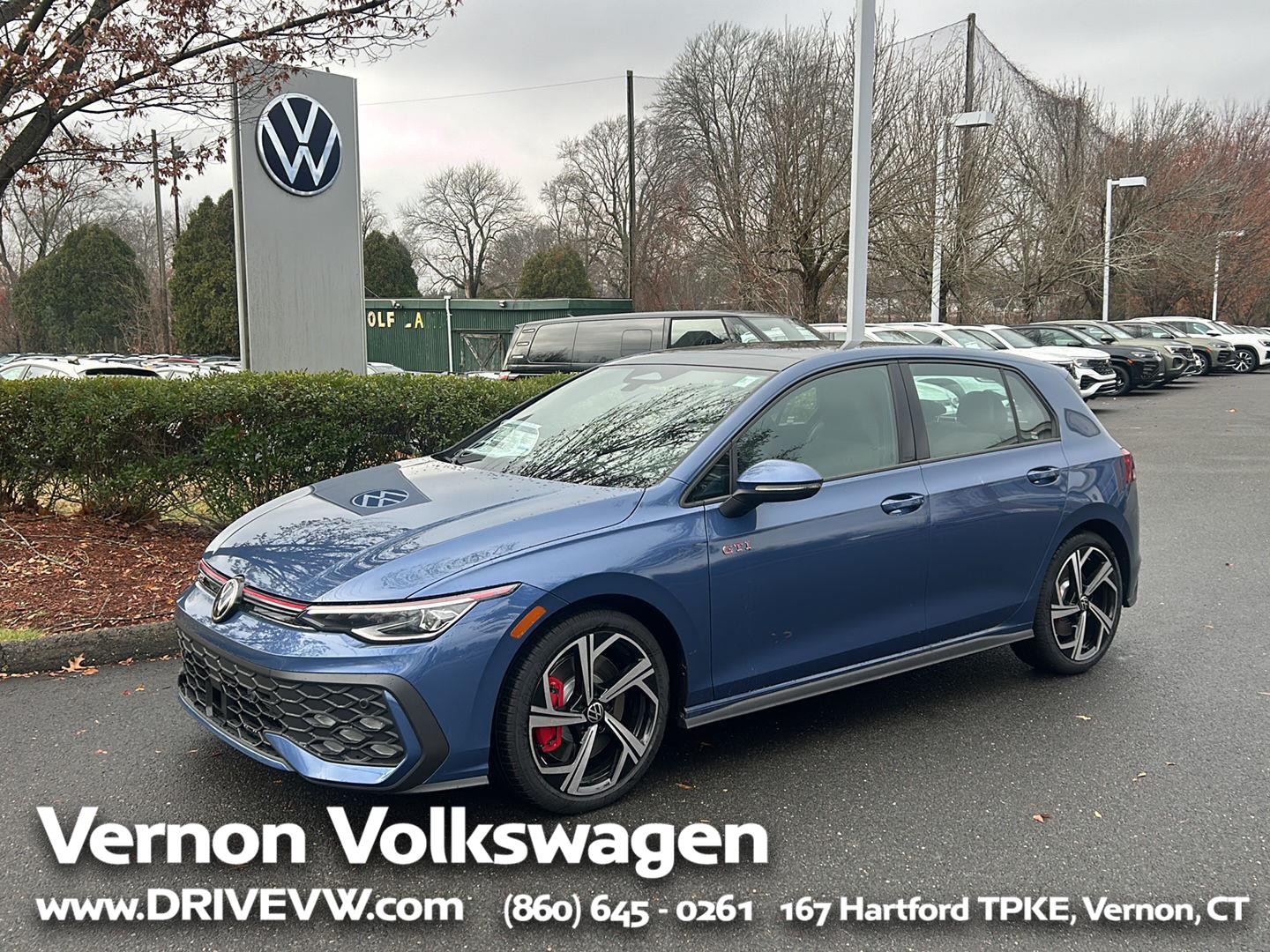 2026 Volkswagen Golf GTI SE's photo