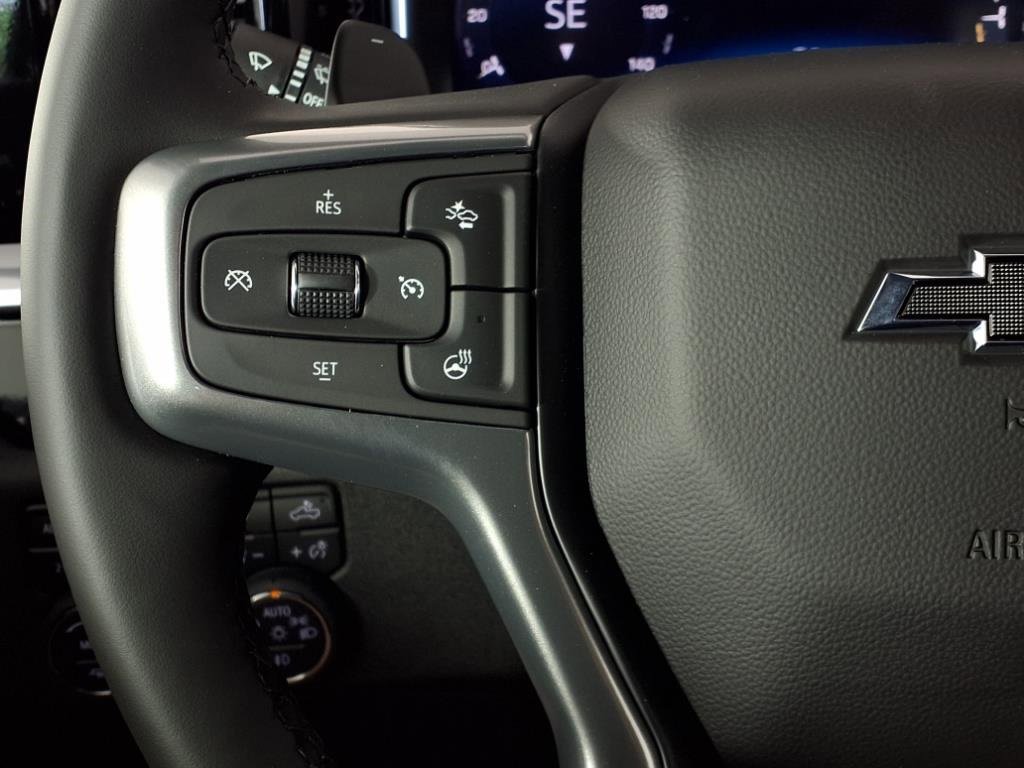 2025 Chevrolet Silverado 1500 RST photo 8