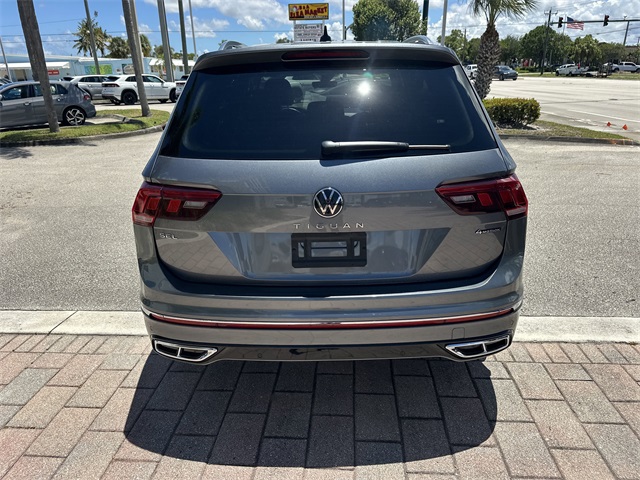 2022 Volkswagen Tiguan SEL Premium R-Line photo 7