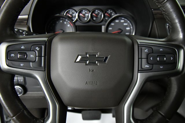 2021 Chevrolet Tahoe Z71 photo 2