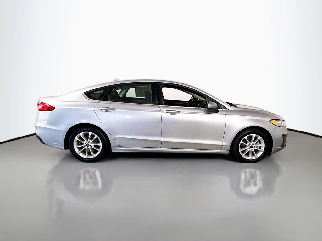 2020 Ford Fusion Hybrid SE photo 11
