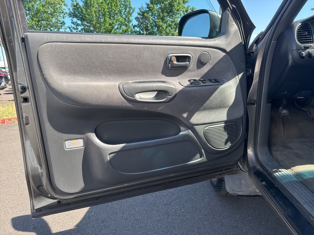 2004 Toyota Tundra SR5 photo 10