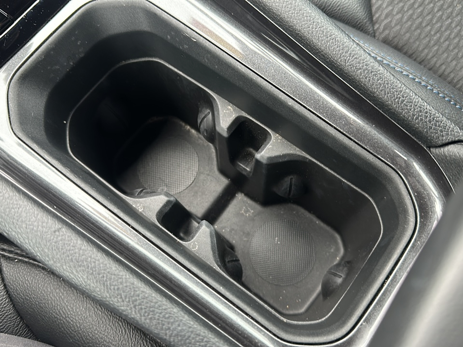 2024 Jeep Compass Latitude photo 17
