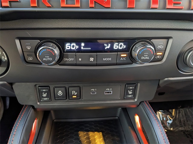 2025 Nissan Frontier Crew Cab PRO-4X photo 17