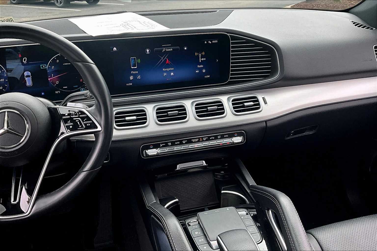 2024 Mercedes Benz GLE 350 4MATIC photo 5