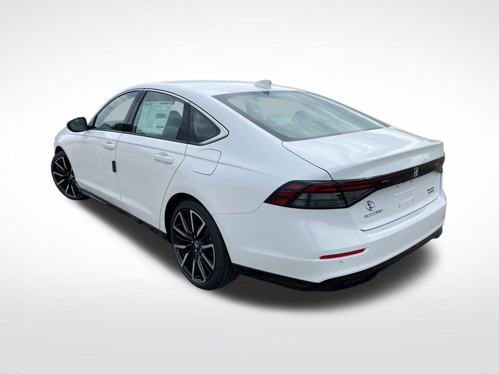 2025 Honda Accord Hybrid Touring photo 3