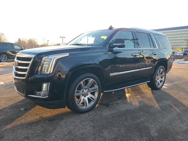 2020 Cadillac Escalade Premium Luxury's photo