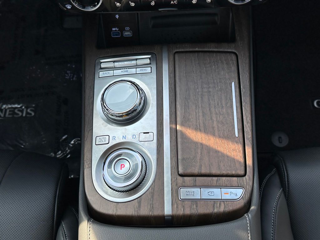 2024 Genesis Electrified G80 photo 24