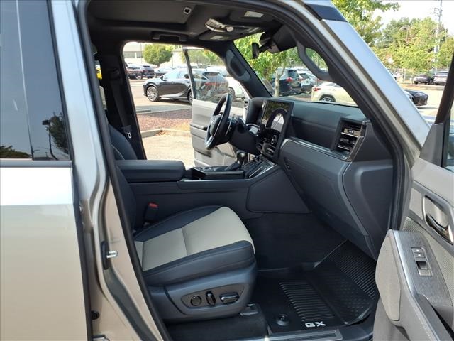 2024 Lexus GX 550 Overtrail photo 16