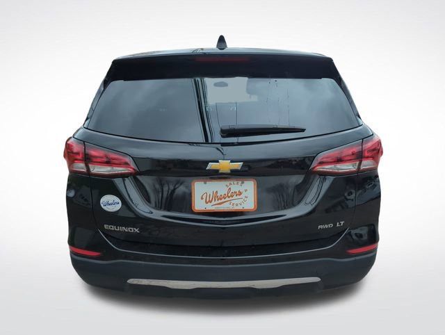 2023 Chevrolet Equinox LT photo 2