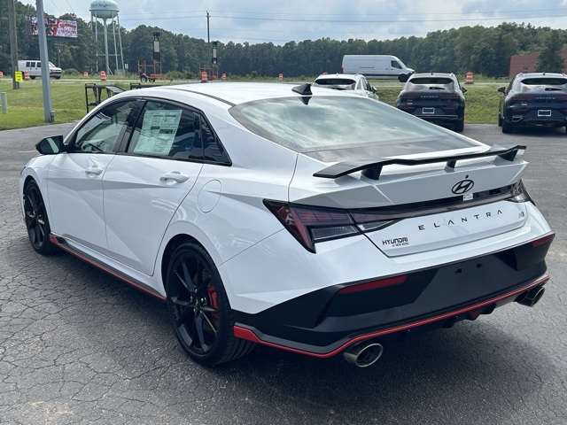 2025 Hyundai Elantra N Base photo 3