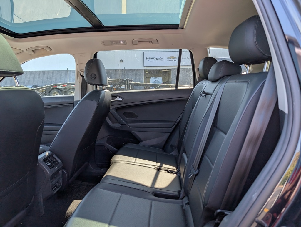 2019 Volkswagen Tiguan SE photo 8