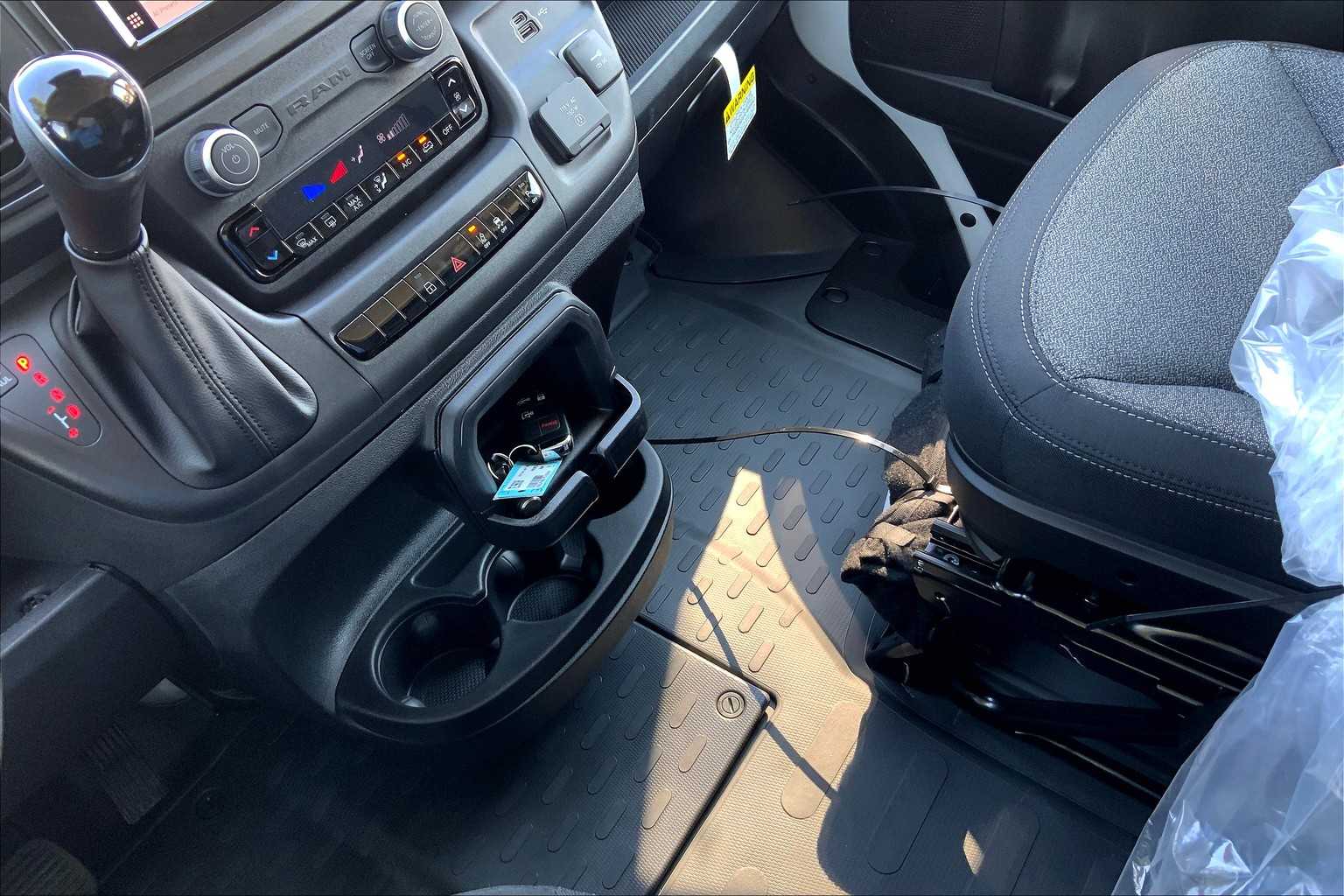 2026 Ram ProMaster 1500 photo 4