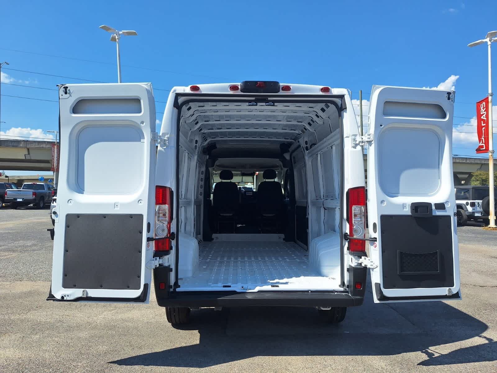 2025 Ram ProMaster 2500 photo 17