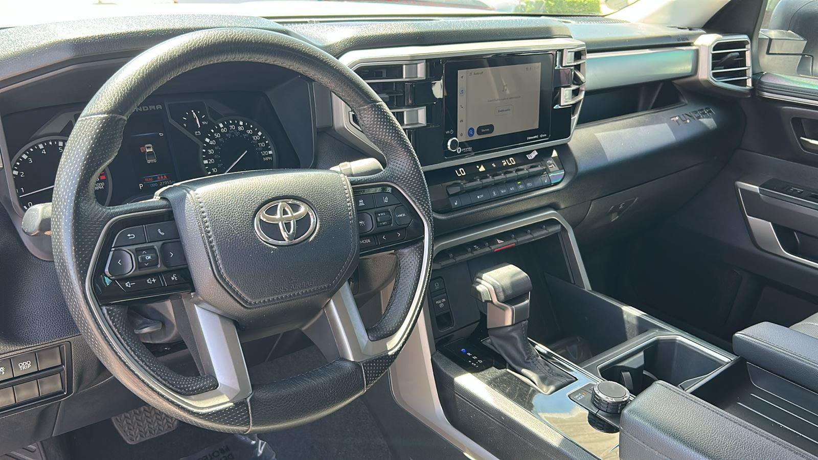 2023 Toyota Tundra SR5 CrewMax photo 13