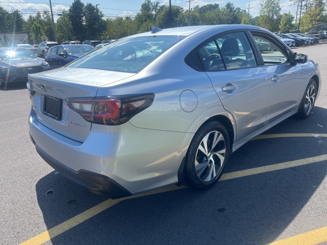 2024 Subaru Legacy Premium photo 4