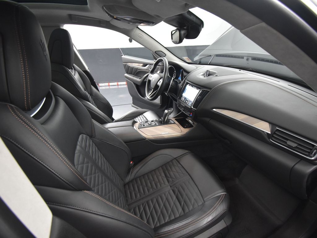 2020 Maserati Levante GTS photo 41