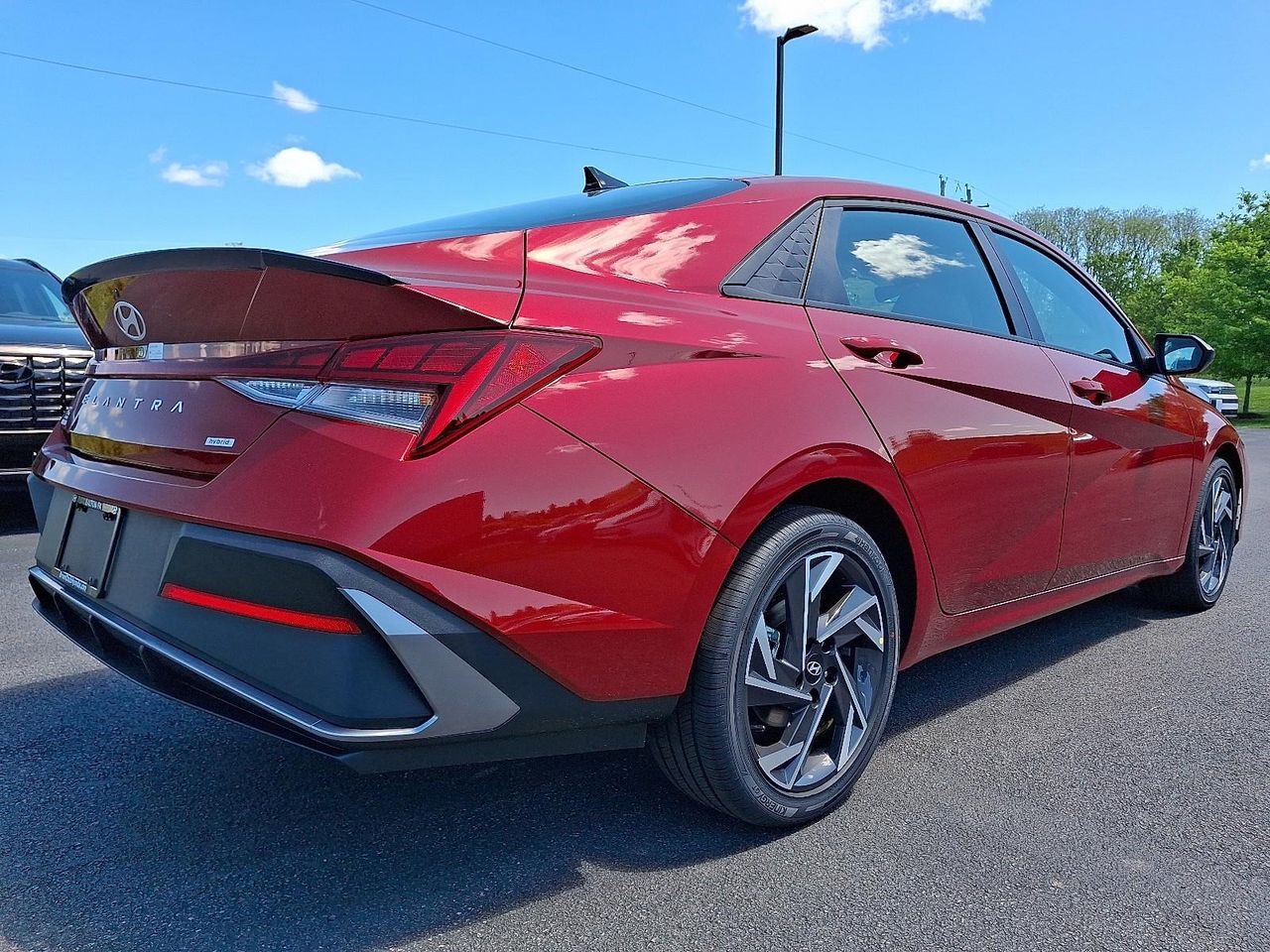 2025 Hyundai Elantra Hybrid SEL Sport photo 4