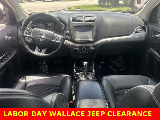 2020 Dodge Journey Crossroad photo 16