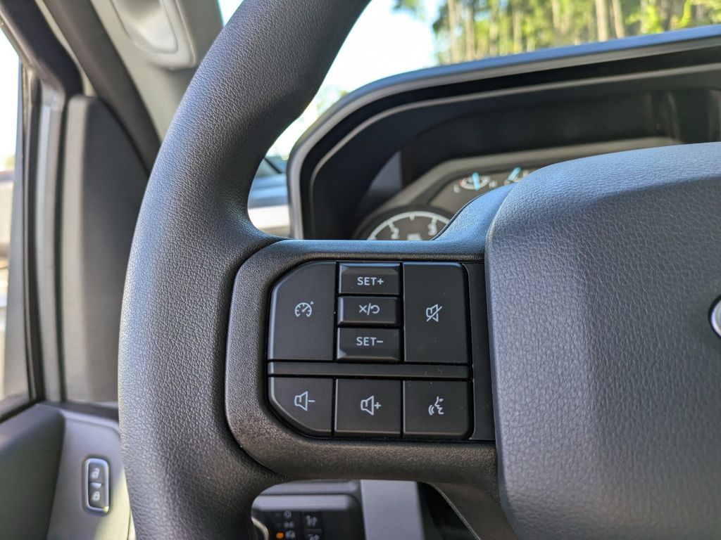 2026 Ford F-250 XL photo 26