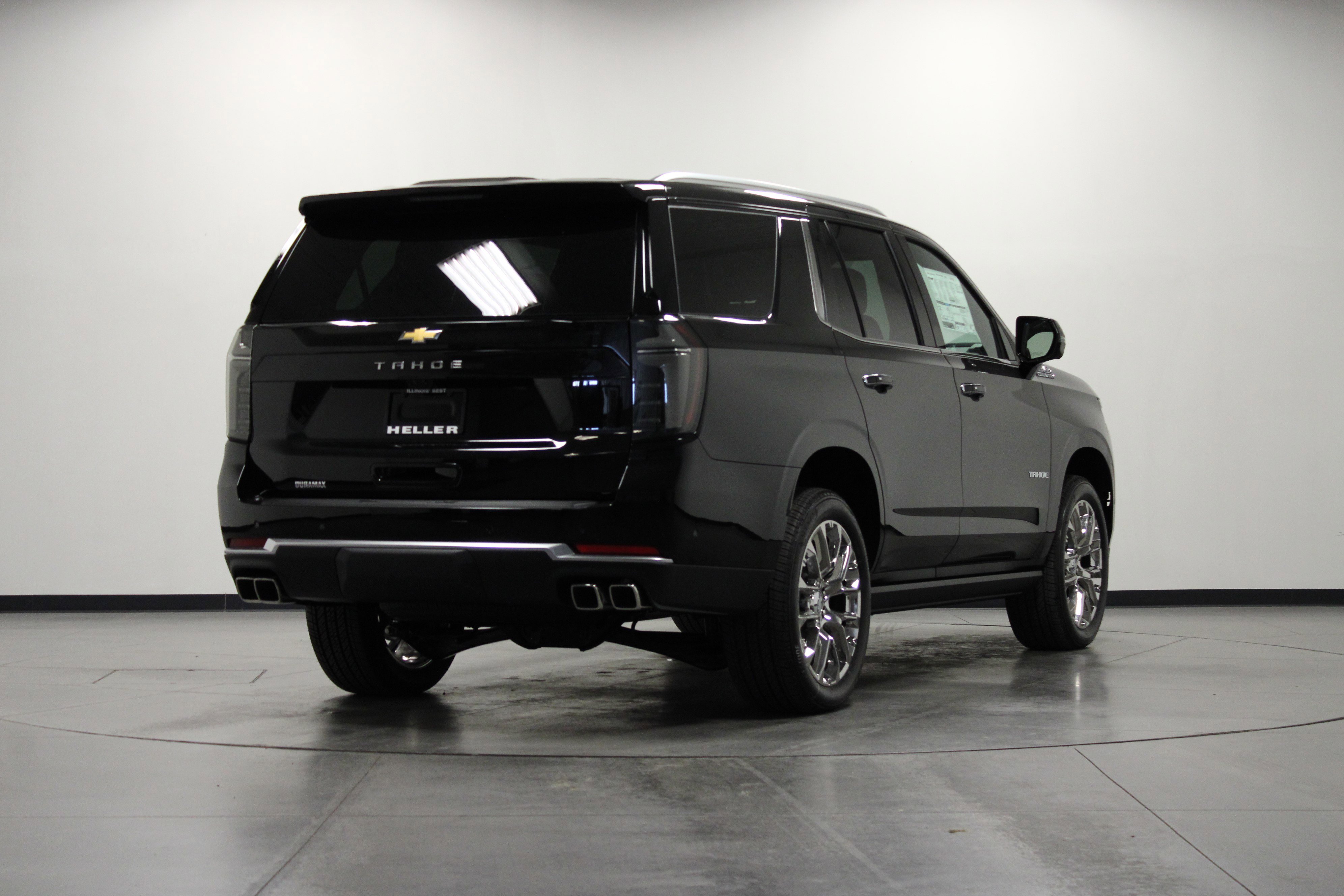 2026 Chevrolet Tahoe High Country photo 3