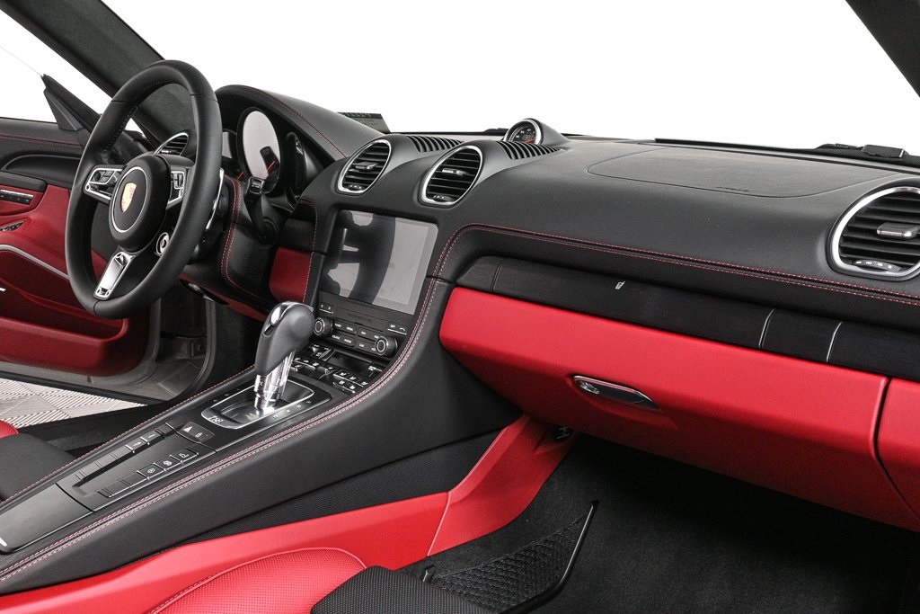 2025 Porsche Cayman GTS 4.0 photo 21