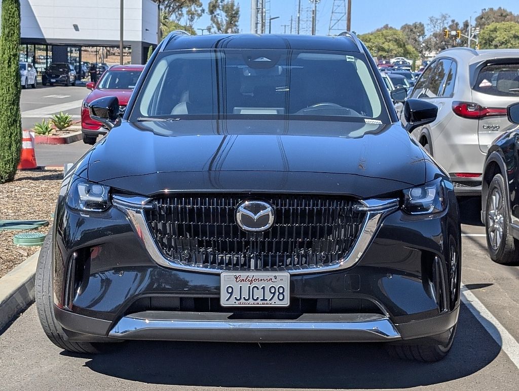 2024 Mazda CX-90 Premium photo 3