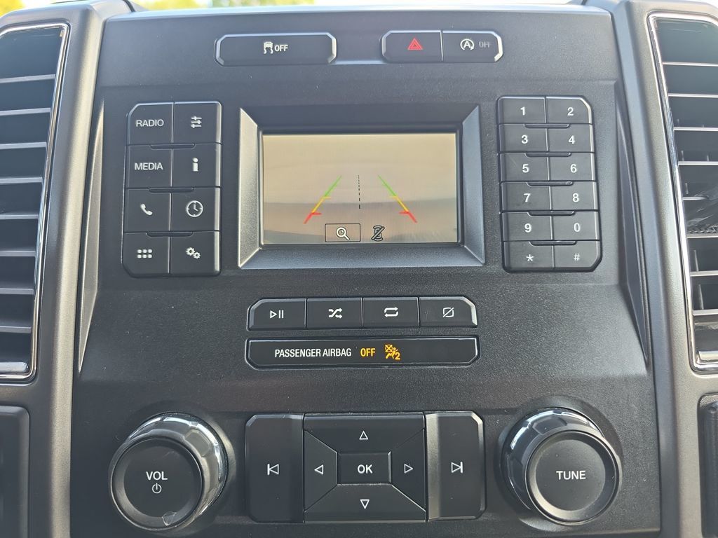 2018 Ford F-150 XLT photo 16