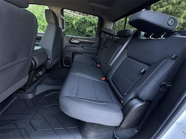 2025 Chevrolet Silverado 1500 LT photo 23