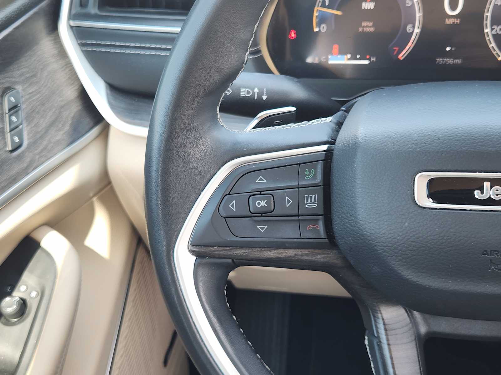 2021 Jeep Grand Cherokee Limited photo 22