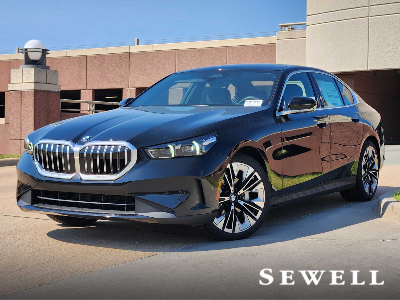 2026 BMW 5 Series 530i