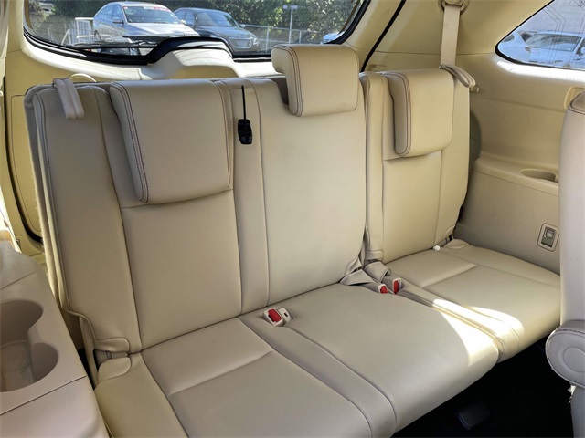 2017 Toyota Highlander Limited Platinum photo 16