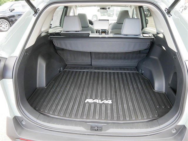 2023 Toyota RAV4 Hybrid XLE Premium photo 8