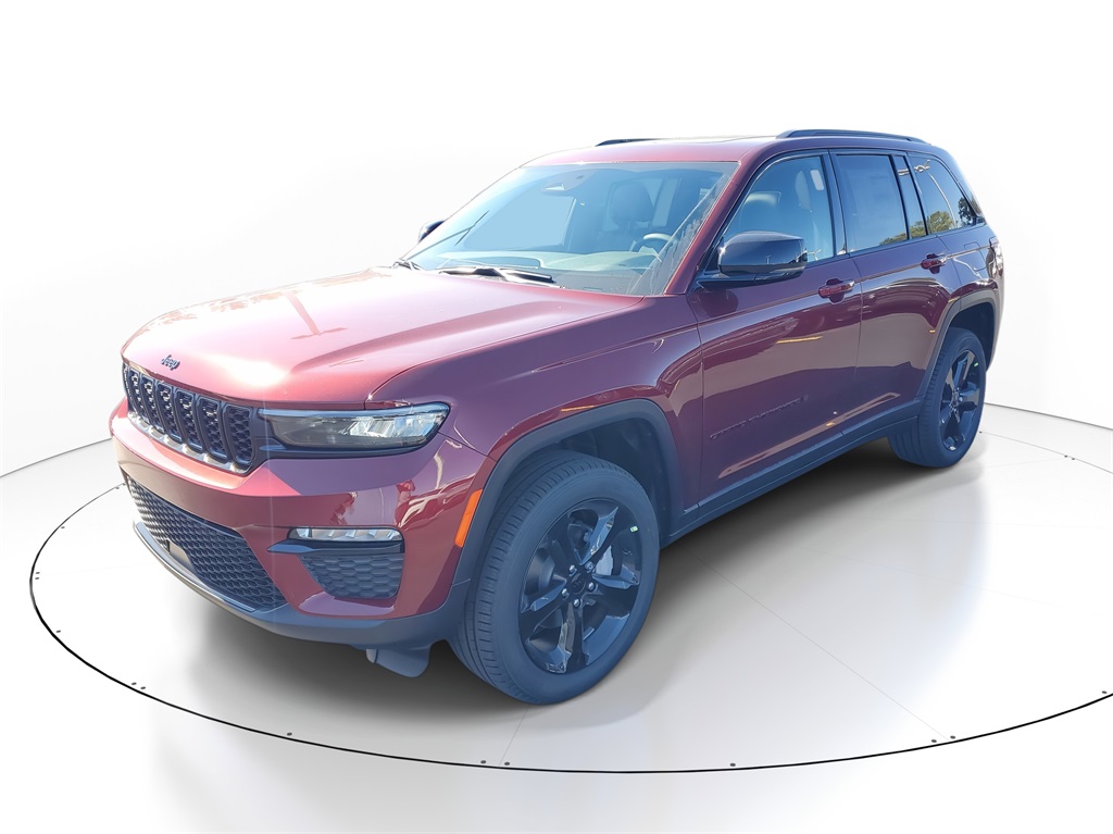 2025 Jeep Grand Cherokee Limited photo 2