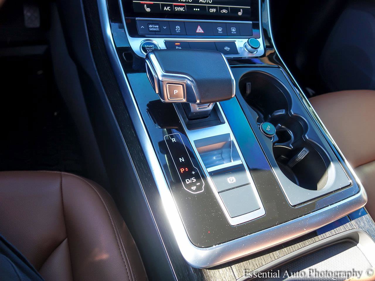 2023 AUDI Q7 - Image 19