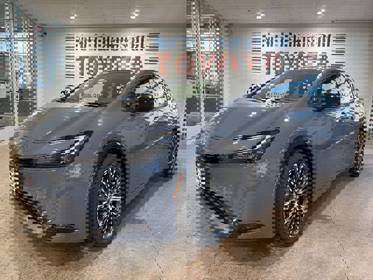 2026 Toyota Prius XLE's photo