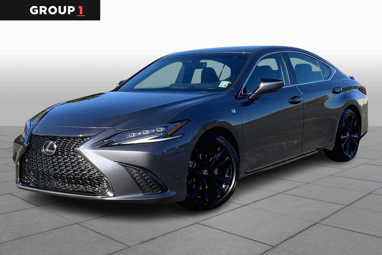 2022 Lexus ES F SPORT's photo