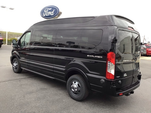 2024 Ford Transit photo 5