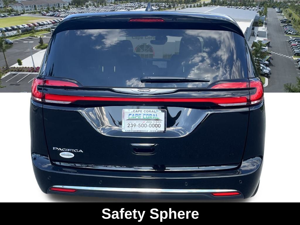 2025 Chrysler Pacifica photo 5