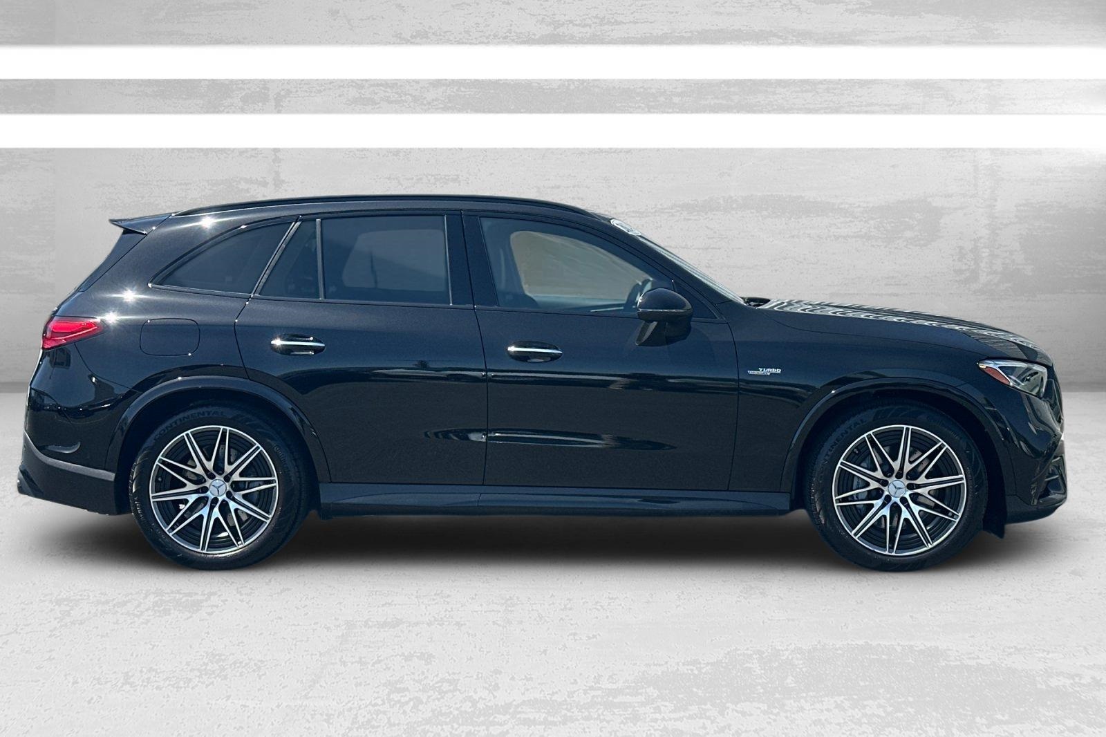 2024 Mercedes Benz GLC 43 AMG 4MATIC photo 2