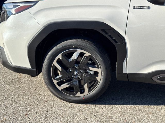 2025 Subaru Forester Limited photo 6