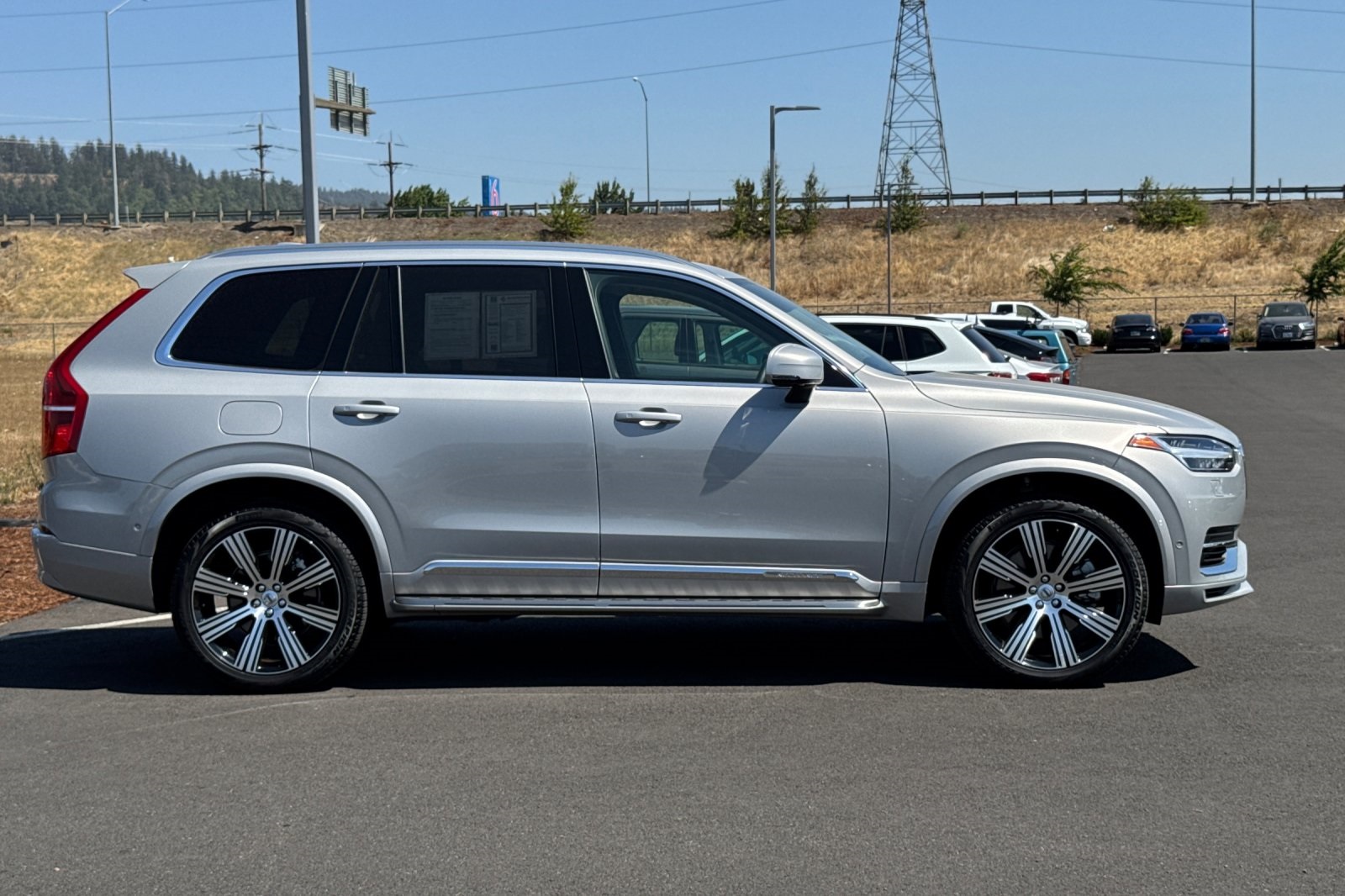 2024 Volvo XC90 Recharge T8 Plus photo 2