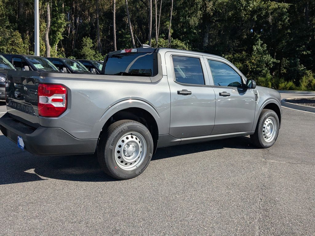 2025 Ford Maverick XL photo 4