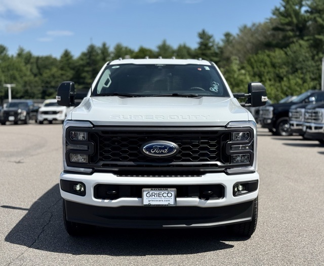 2025 Ford F-350 XL photo 11