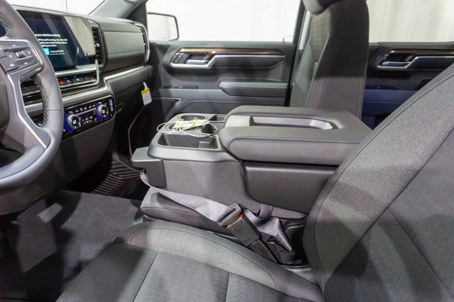 2026 Chevrolet Silverado 1500 LT photo 10